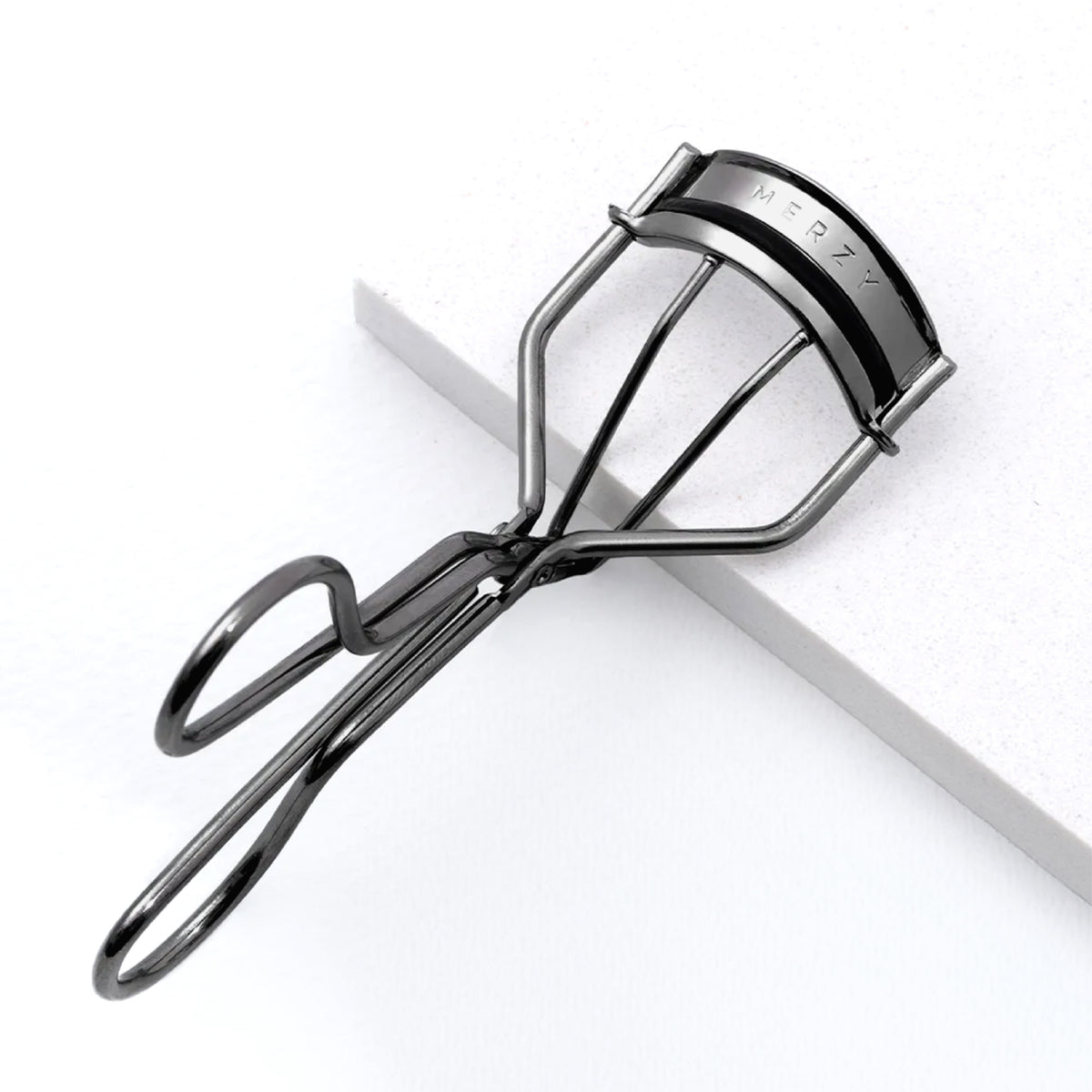 MERZY Perfect Curl Eyelash Curler